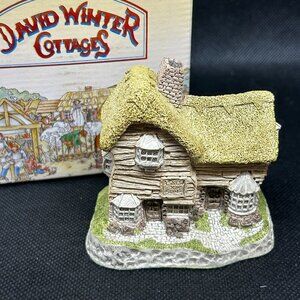David Winter "The Village Shop" collectible cottage